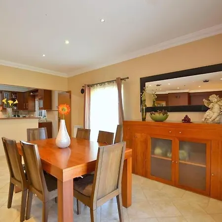 Villa Monte Canas *